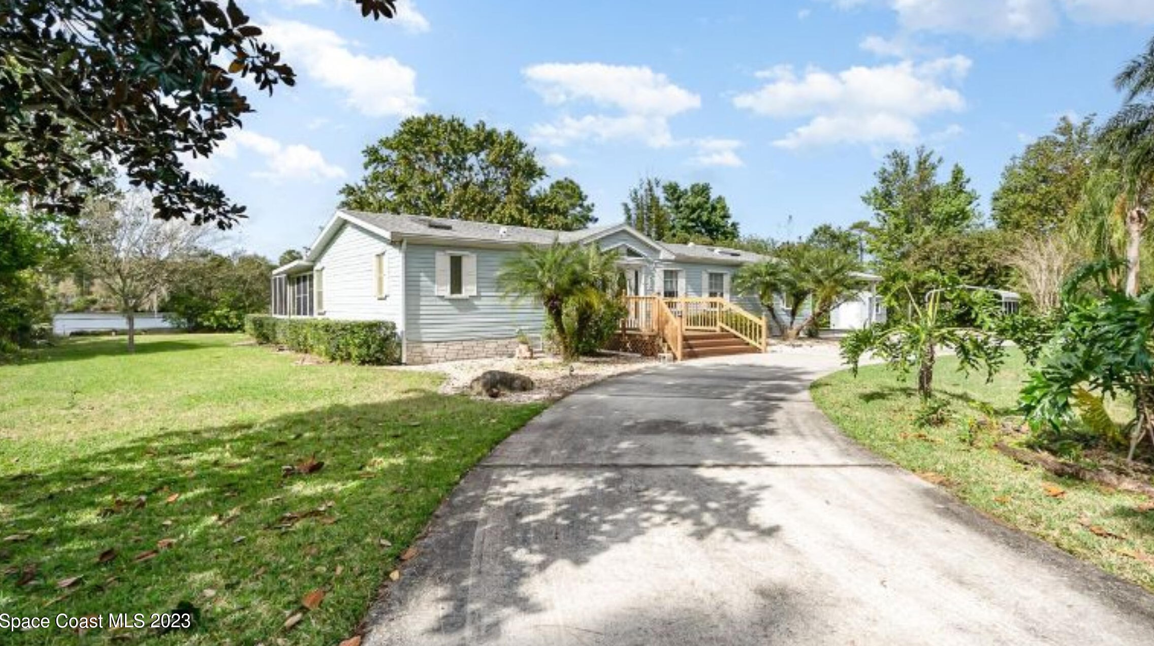 4159 Hidden Lakes Dr, Mims, FL 32754
