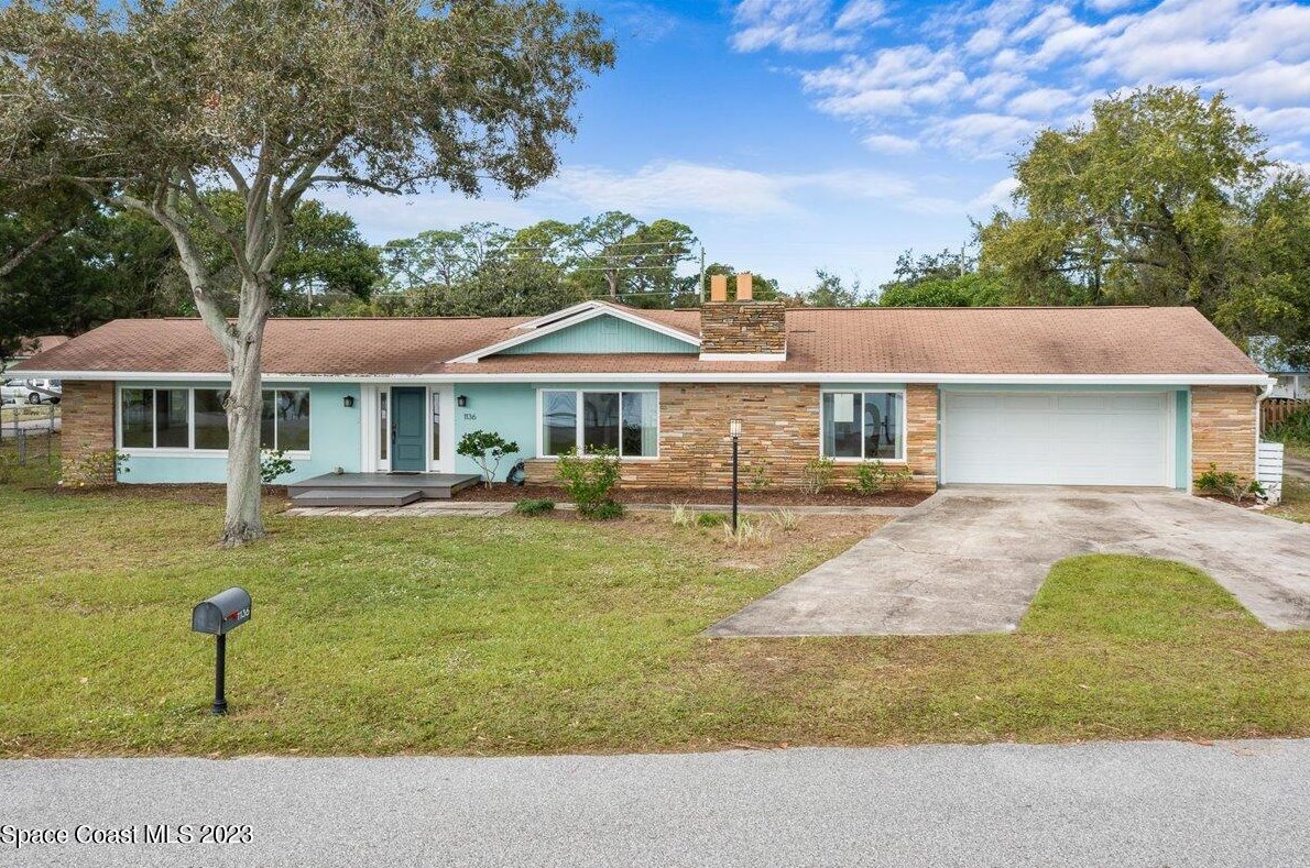 1136 Riverside Dr, Titusville, FL 32780