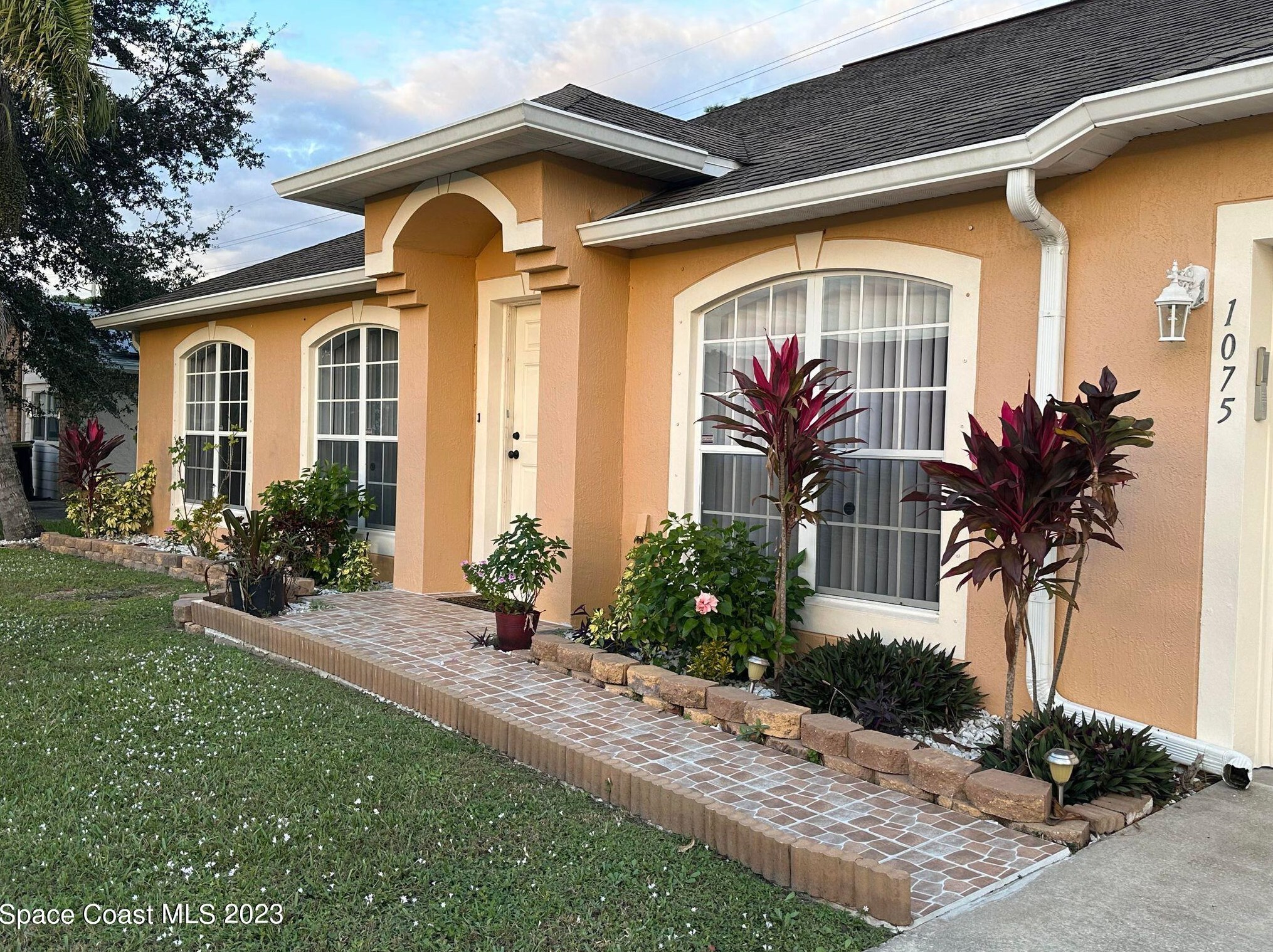 1075 Glencove Ave Nw, Melbourne, FL 32907