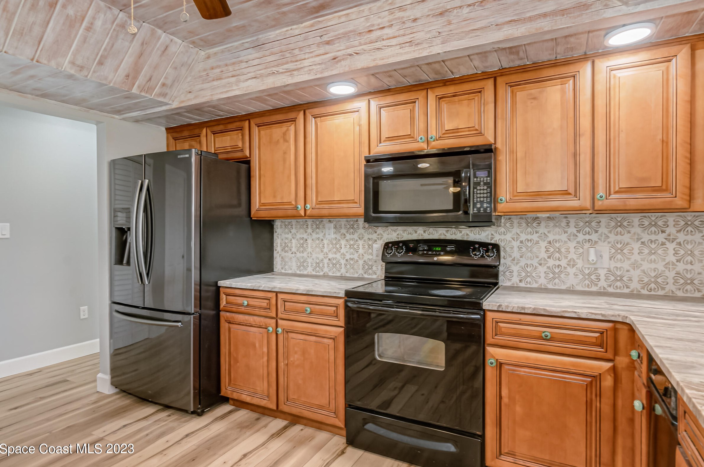 292 Arrowhead Ln, Melbourne FL  32951-3530 exterior