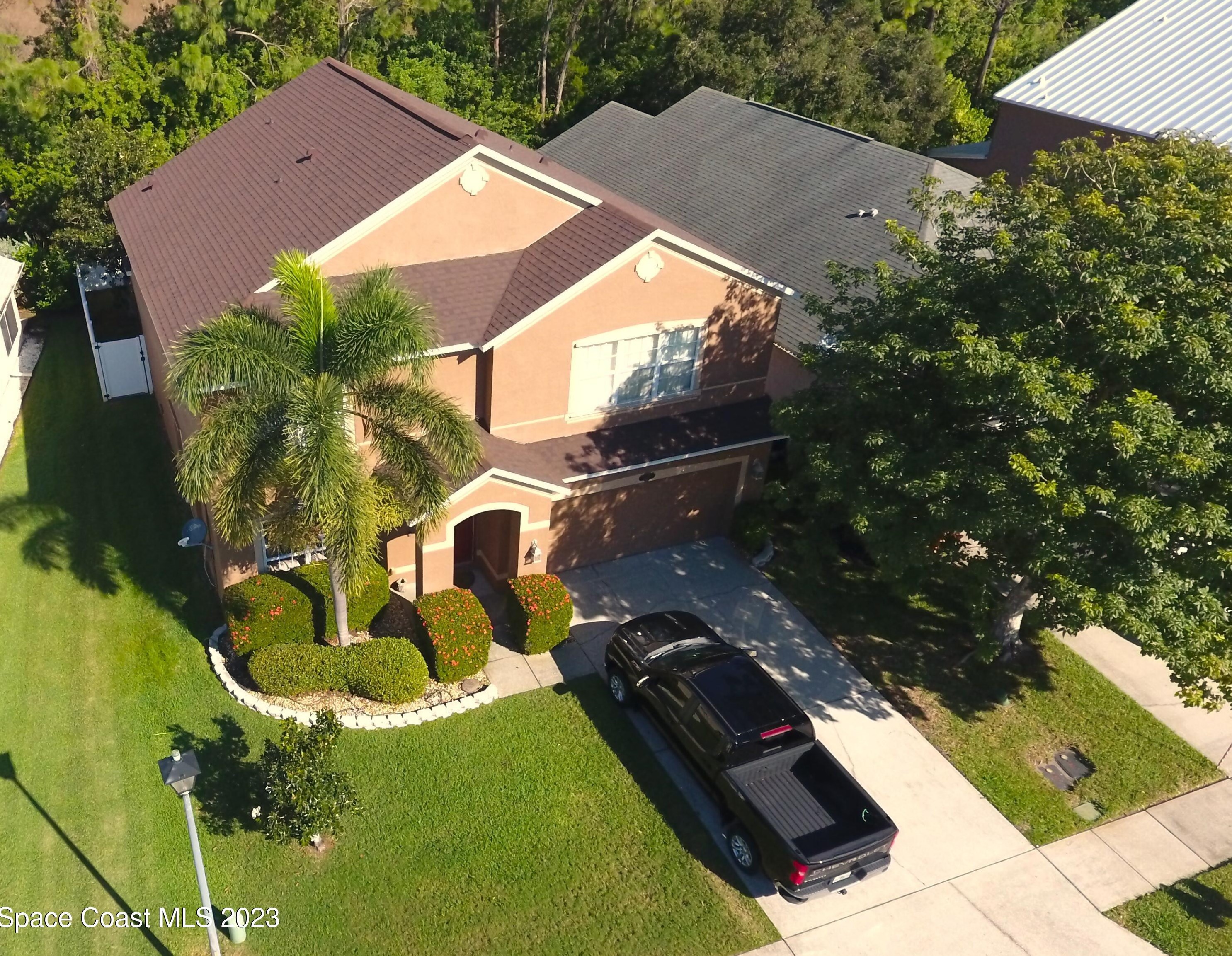 2322 Glasbern Cir, Melbourne, FL 32904-8069