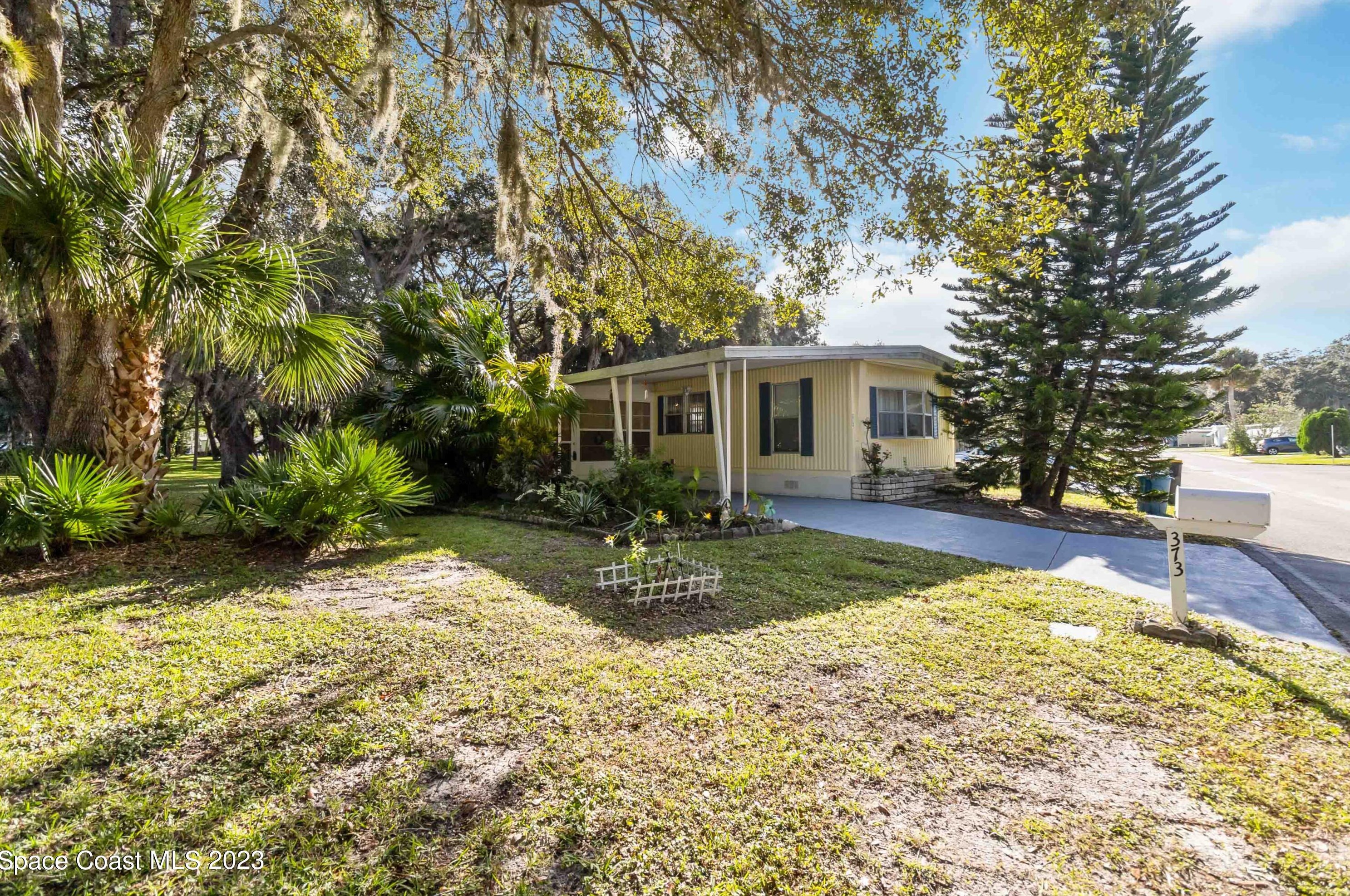373 Holiday Park Blvd, Melbourne, FL 32907-2109