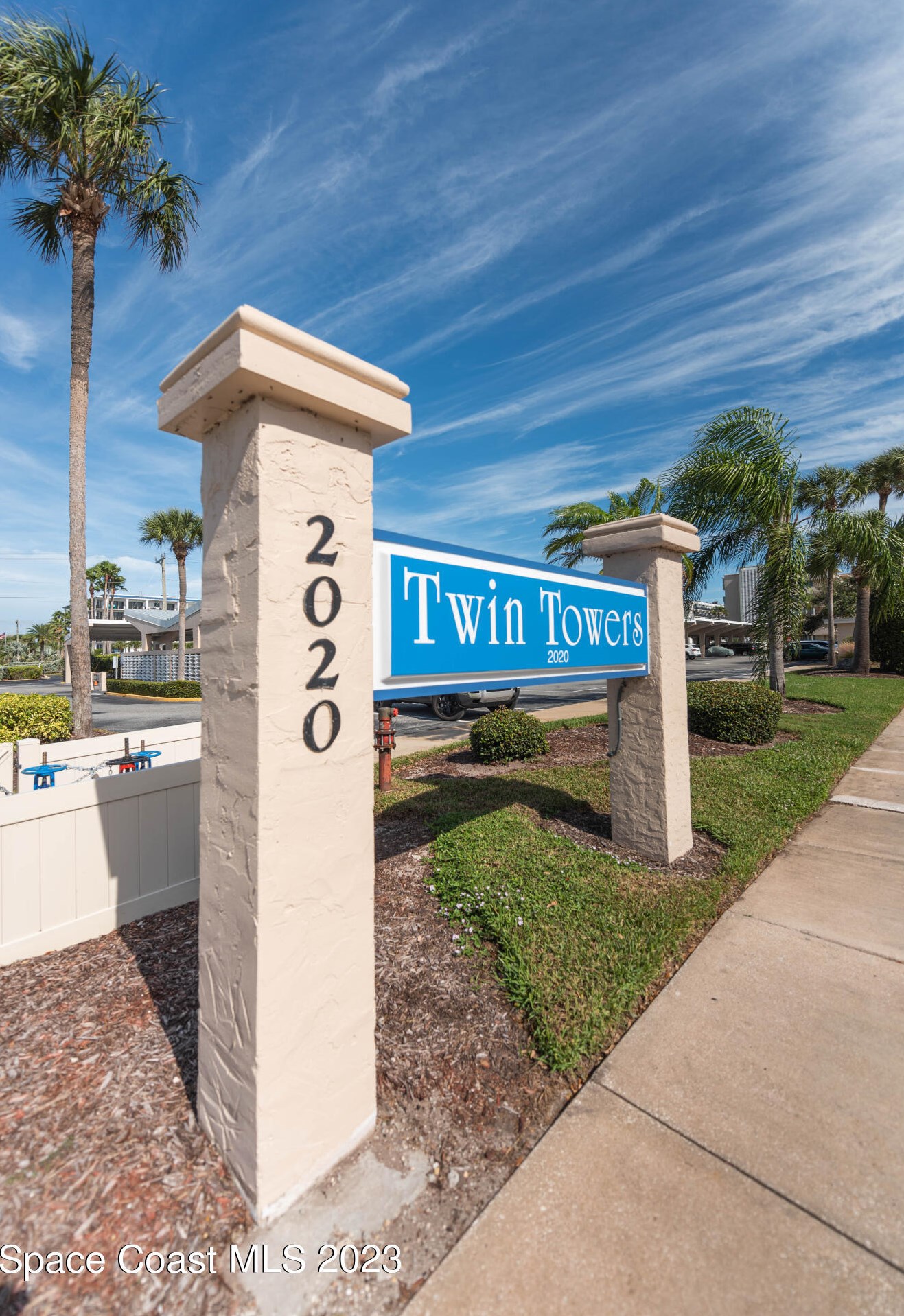 2020 N Atlantic Ave #102, Cocoa Beach, FL 32931