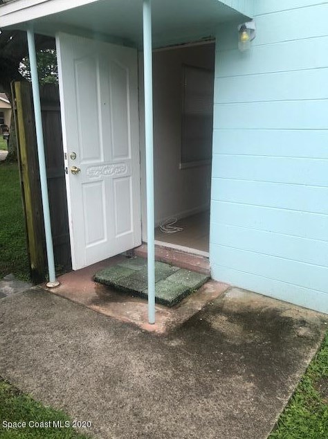 765 Sara Jane Ln, Merritt Island, FL 32952