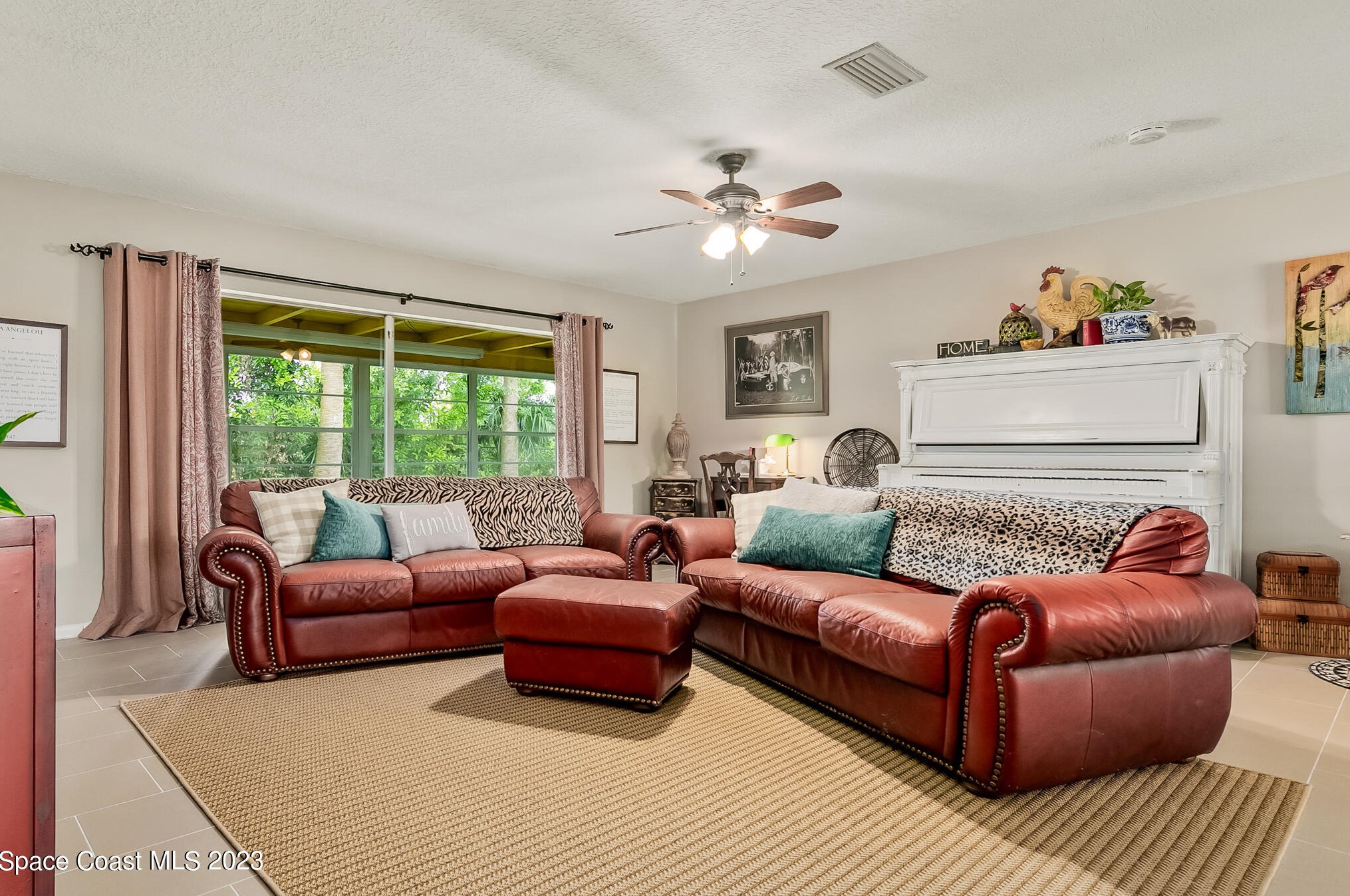 205 Avocado St, Melbourne FL  32937-3001 exterior