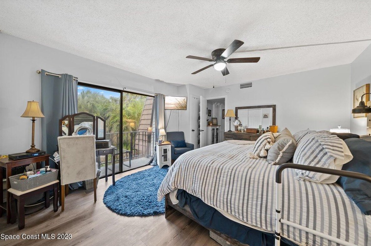 2113 Vista Oaks Cir, Melbourne FL  32905-3121 exterior