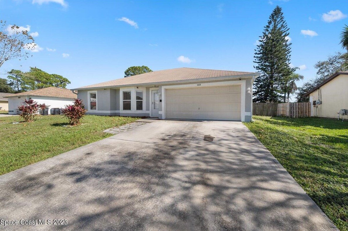 1619 Dallam Ave, Melbourne, FL 32907-8602