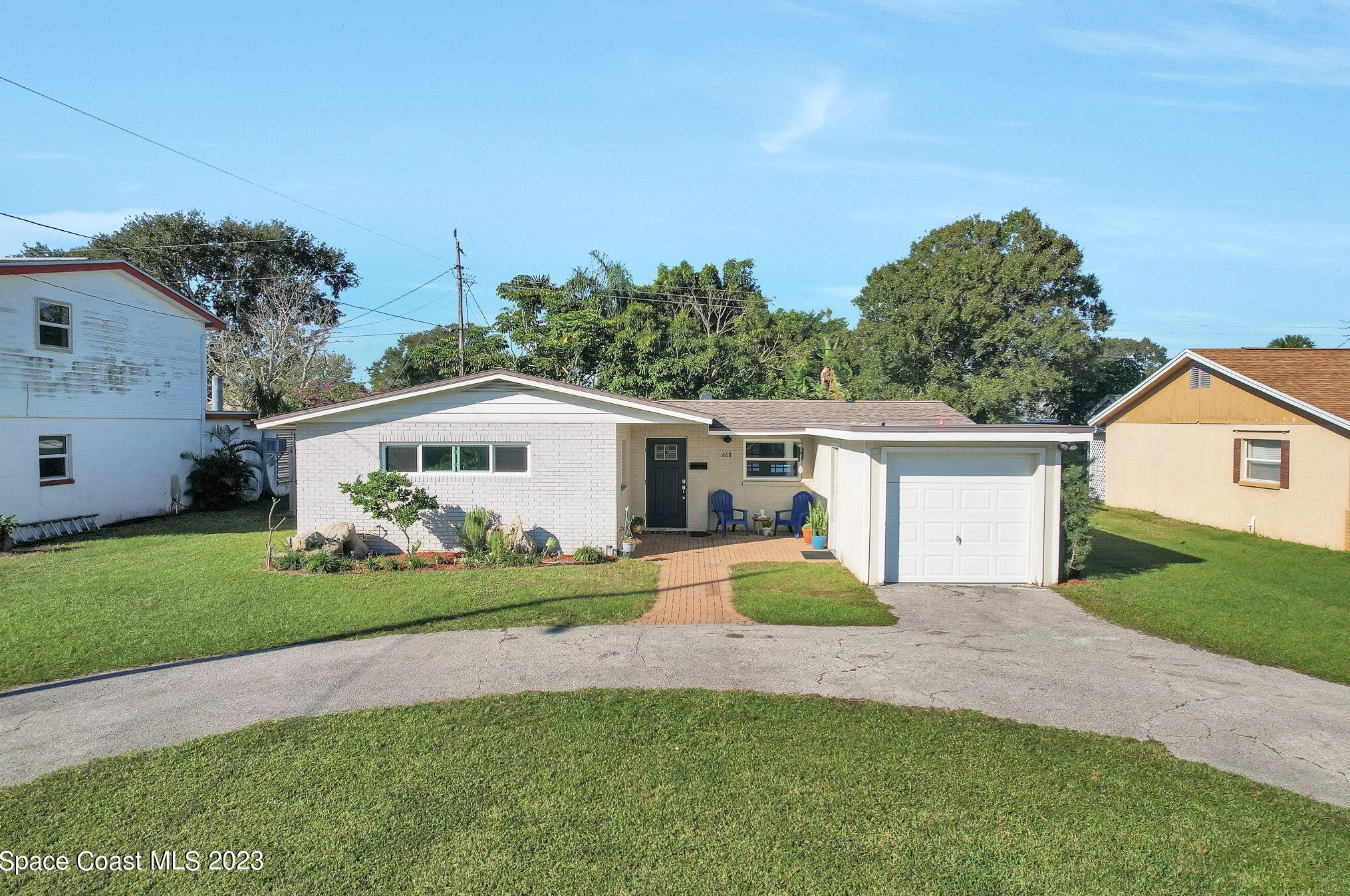 668 Ironwood Dr, Melbourne, FL 32935-5070