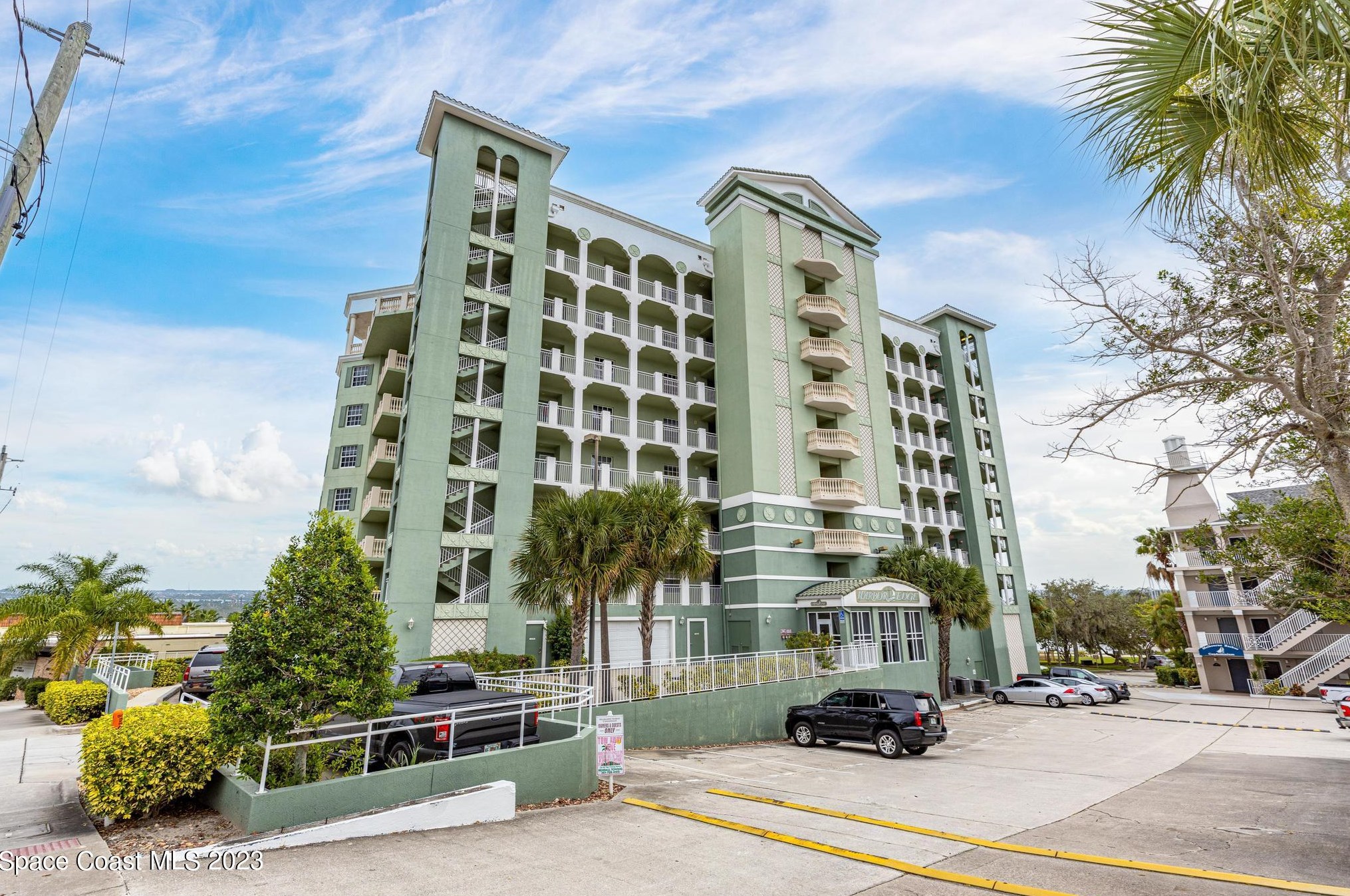 1211 E New Haven Ave #803, Melbourne, FL 32901