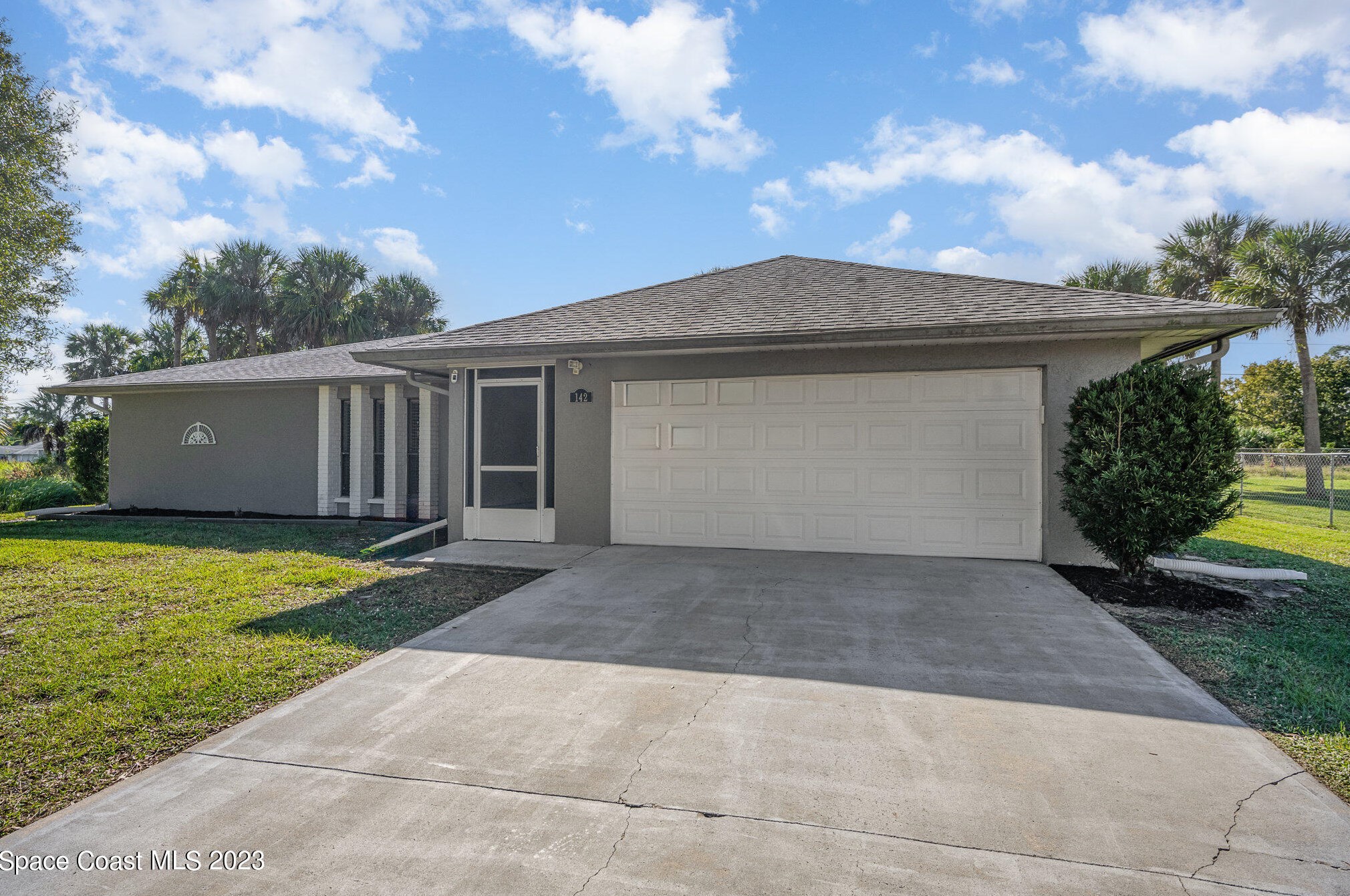 142 Buccaneer St, Melbourne, FL 32907-1937