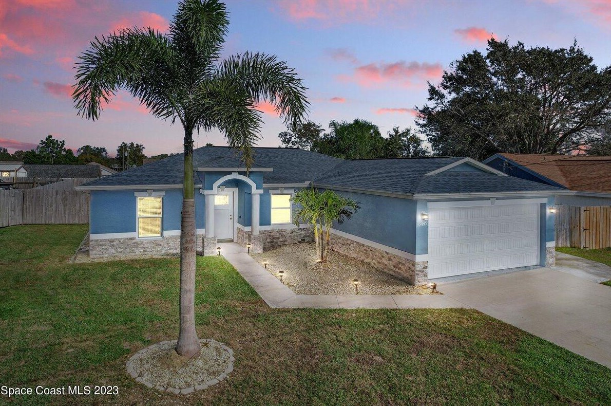 3442 Benson Ct, Mims, FL 32754