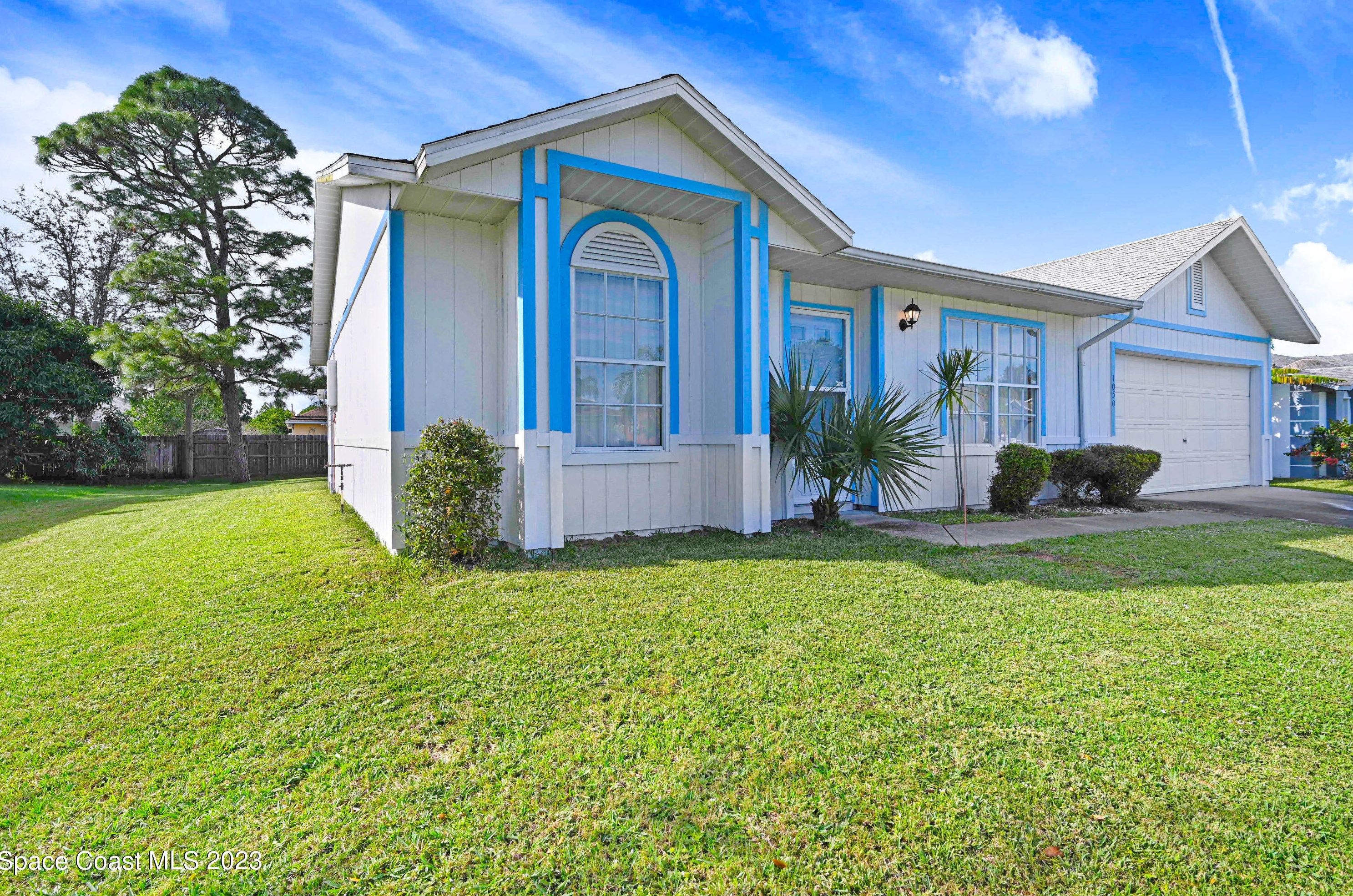 1050 Sheridan Ave, Melbourne, FL 32907-7983