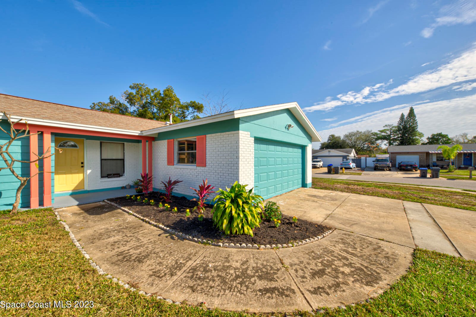 870 Lois Ln, Titusville, FL 32780