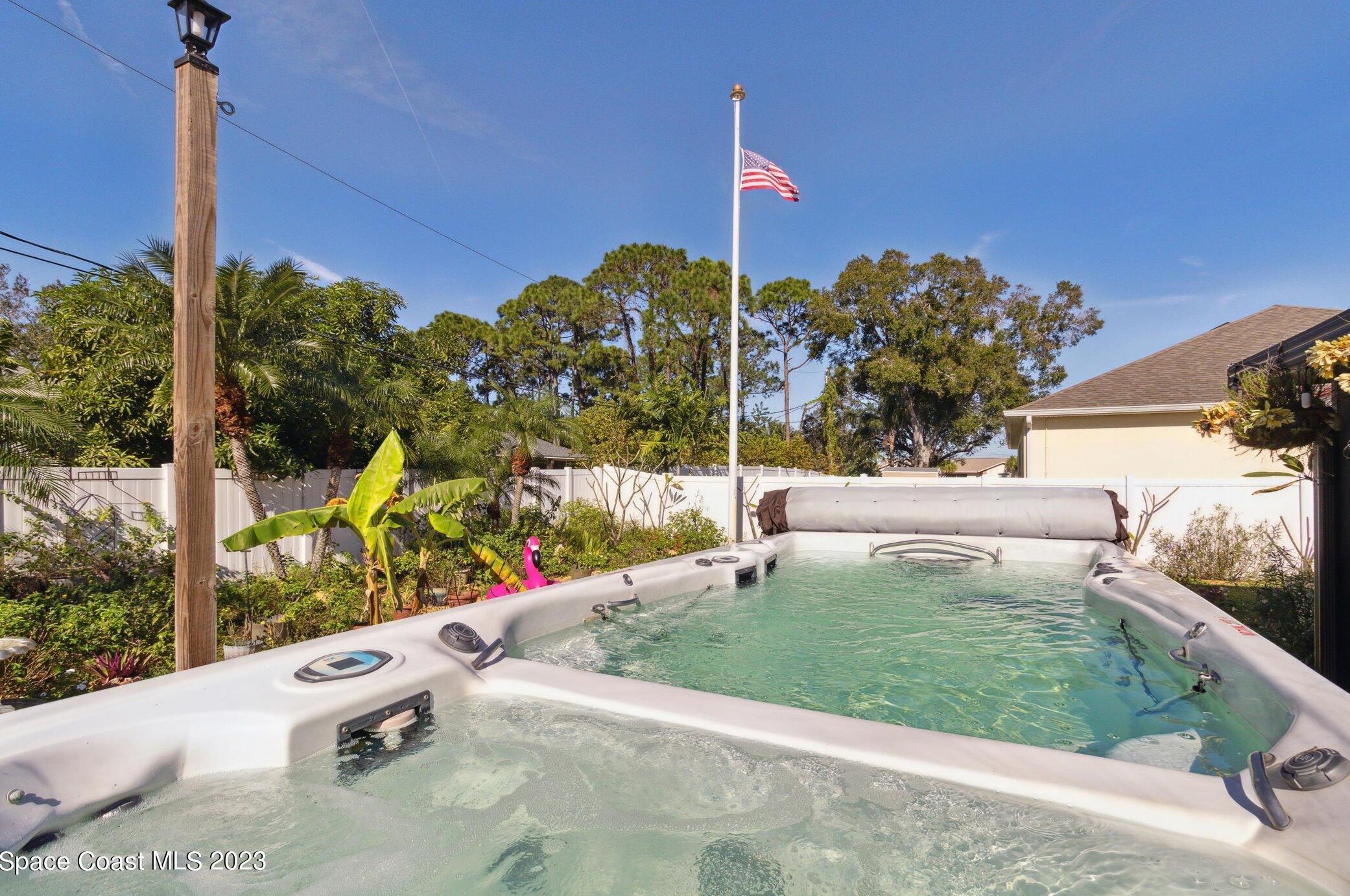 1368 Prospect Cir, Melbourne FL 32907-1129 exterior