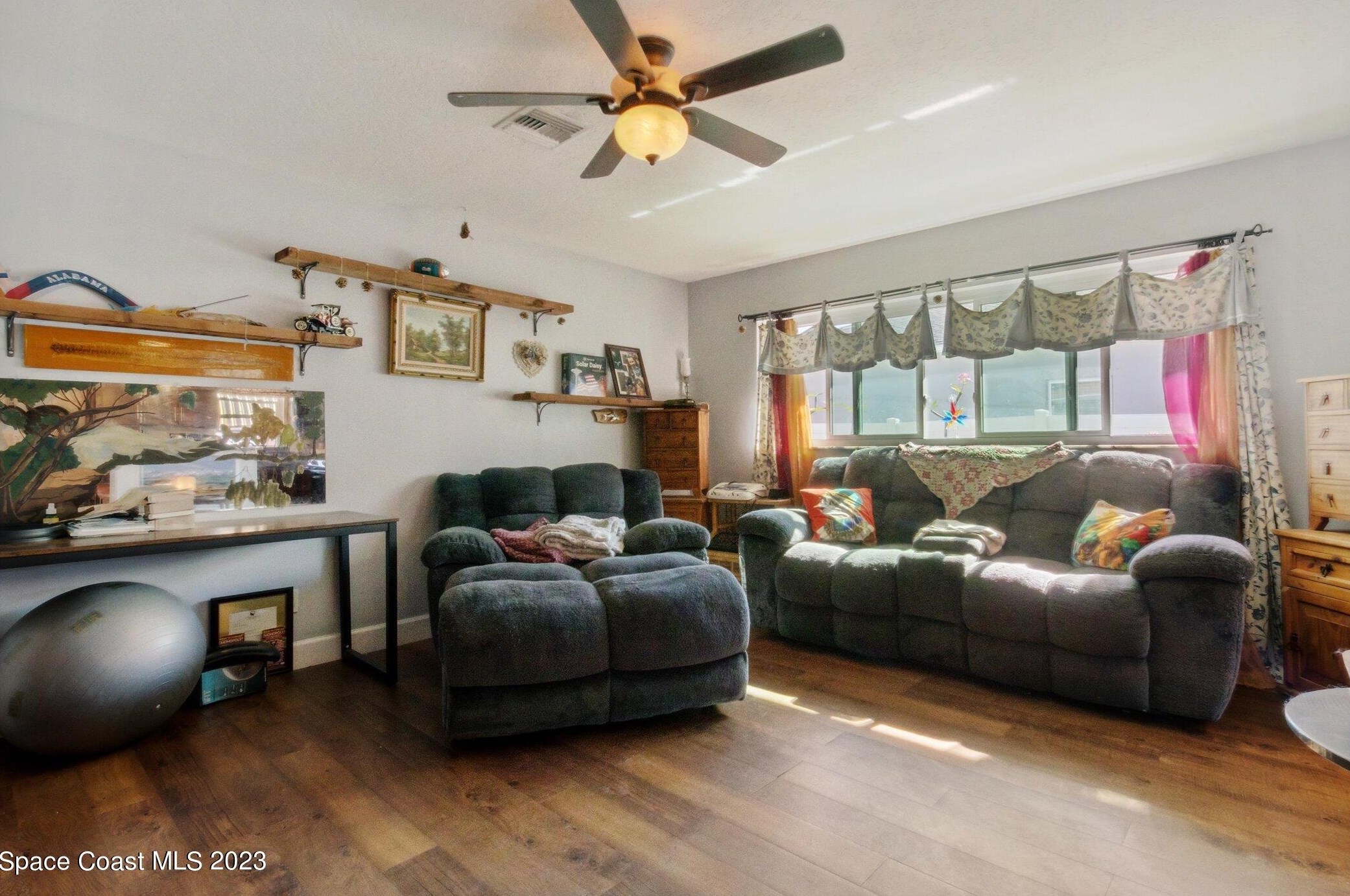 1368 Prospect Cir, Melbourne FL 32907-1129 exterior