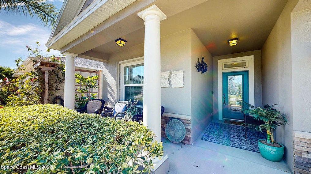 1776 Litchfield Dr, Melbourne, FL 32904-6470