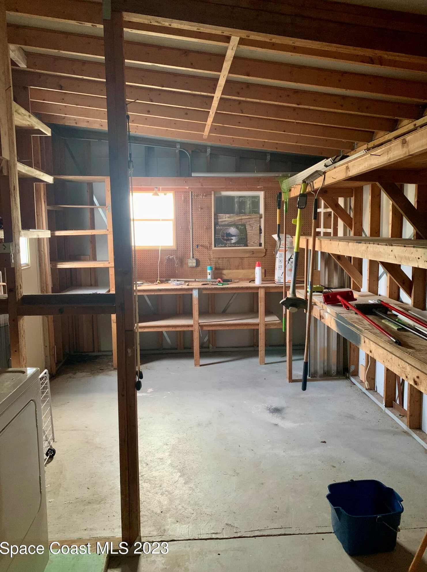 706 Periwinkle Cir, Sebastian FL  32976-7675 exterior