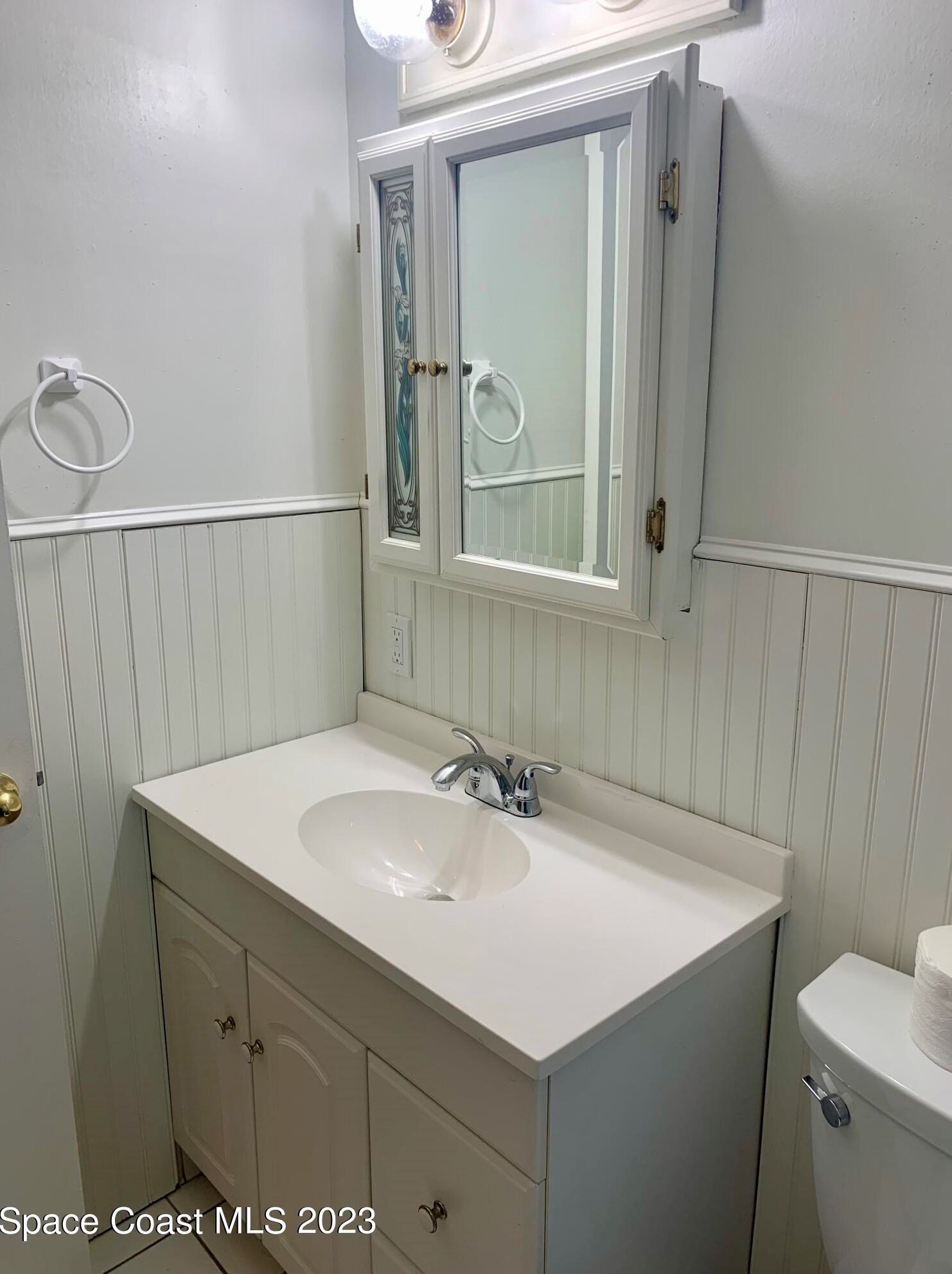 706 Periwinkle Cir, Sebastian FL  32976-7675 exterior