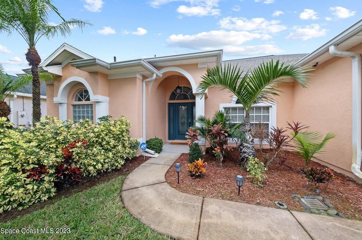 1848 Windbrook Dr, Melbourne, FL 32909-6820