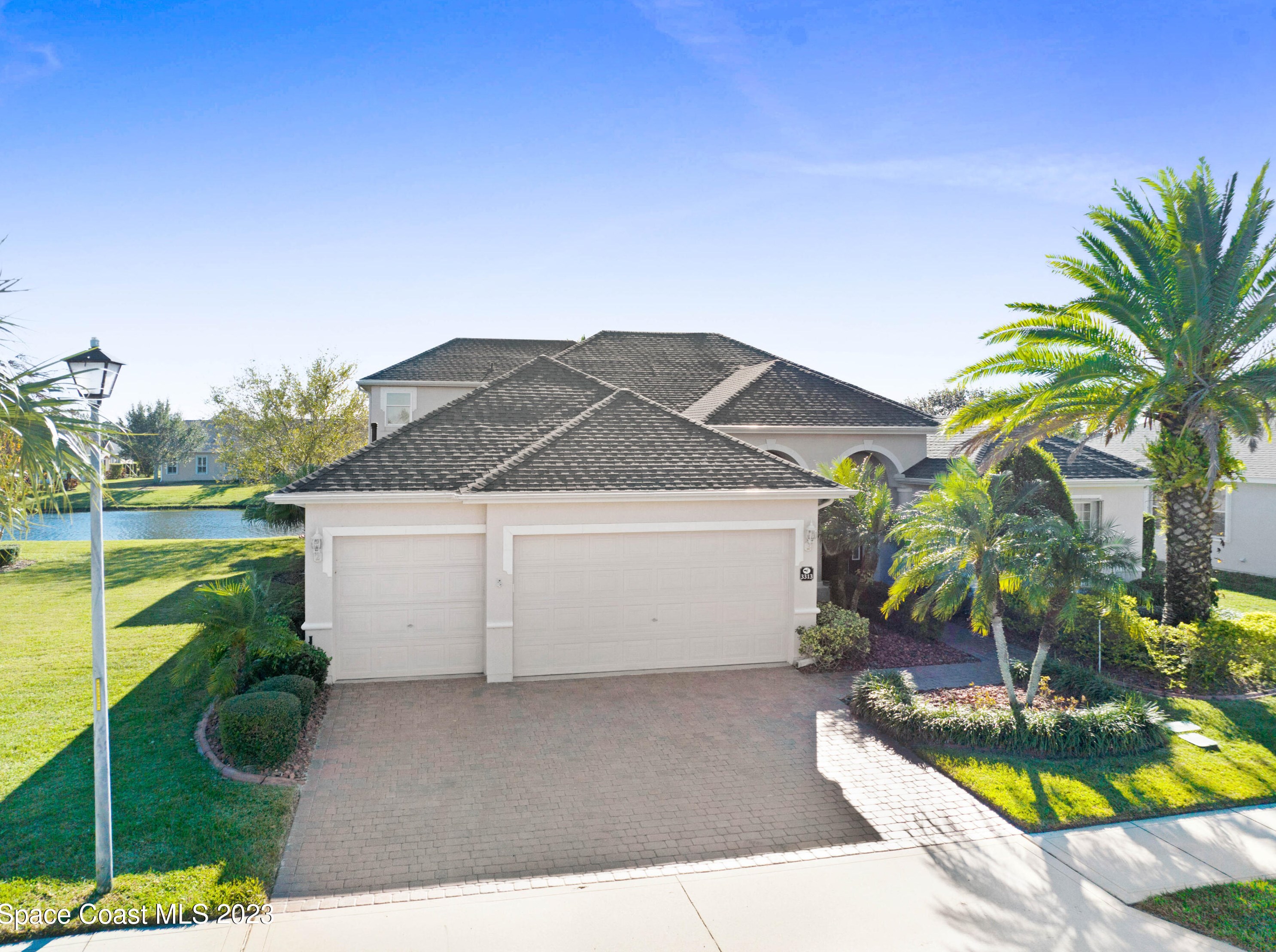 3313 Carambola Cir, Melbourne, FL 32940-6671