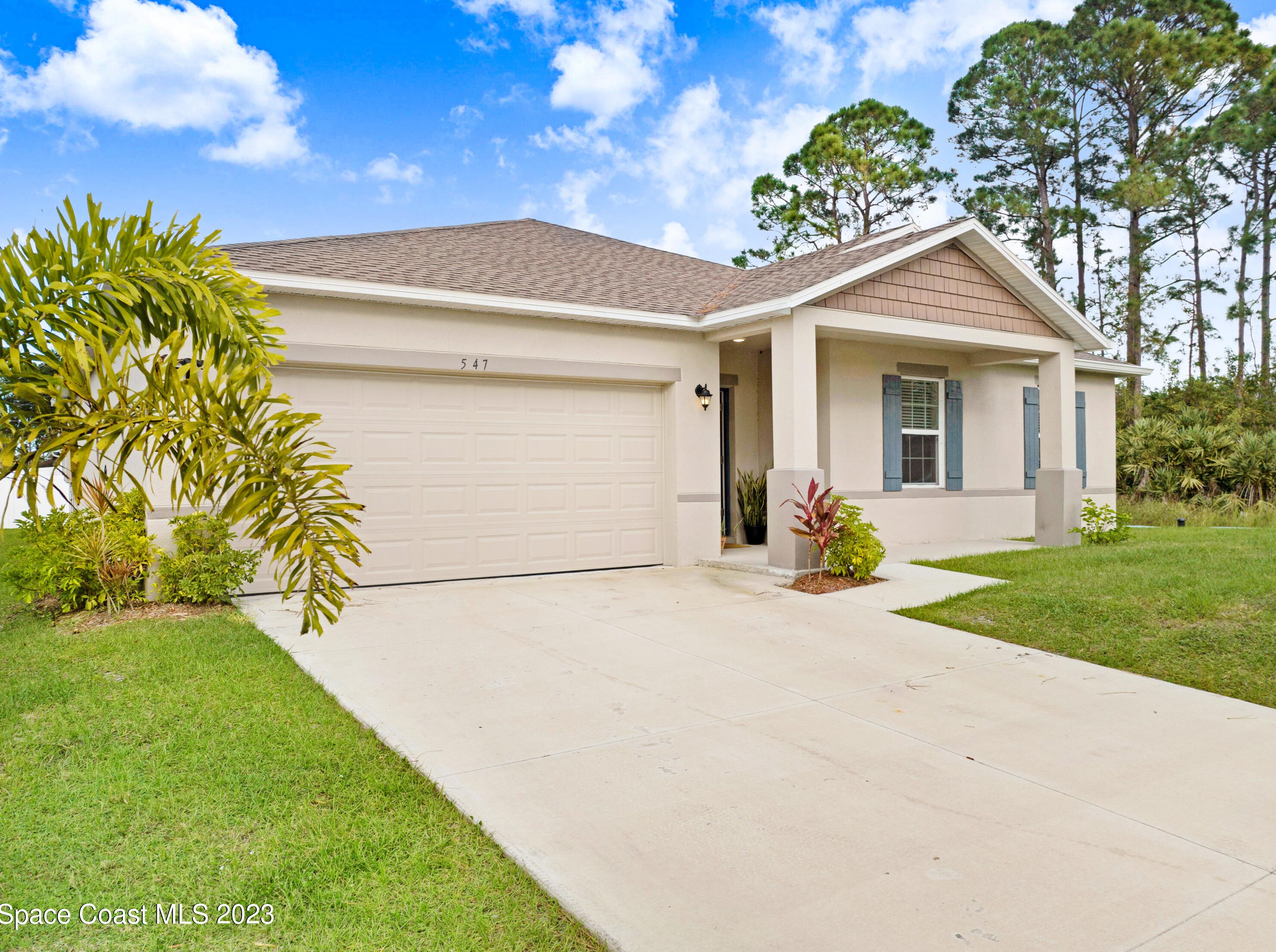 547 Gallagher St, Melbourne, FL 32908-4750