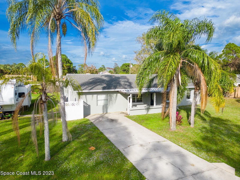 363 Royal St, Melbourne, FL 32909-4358