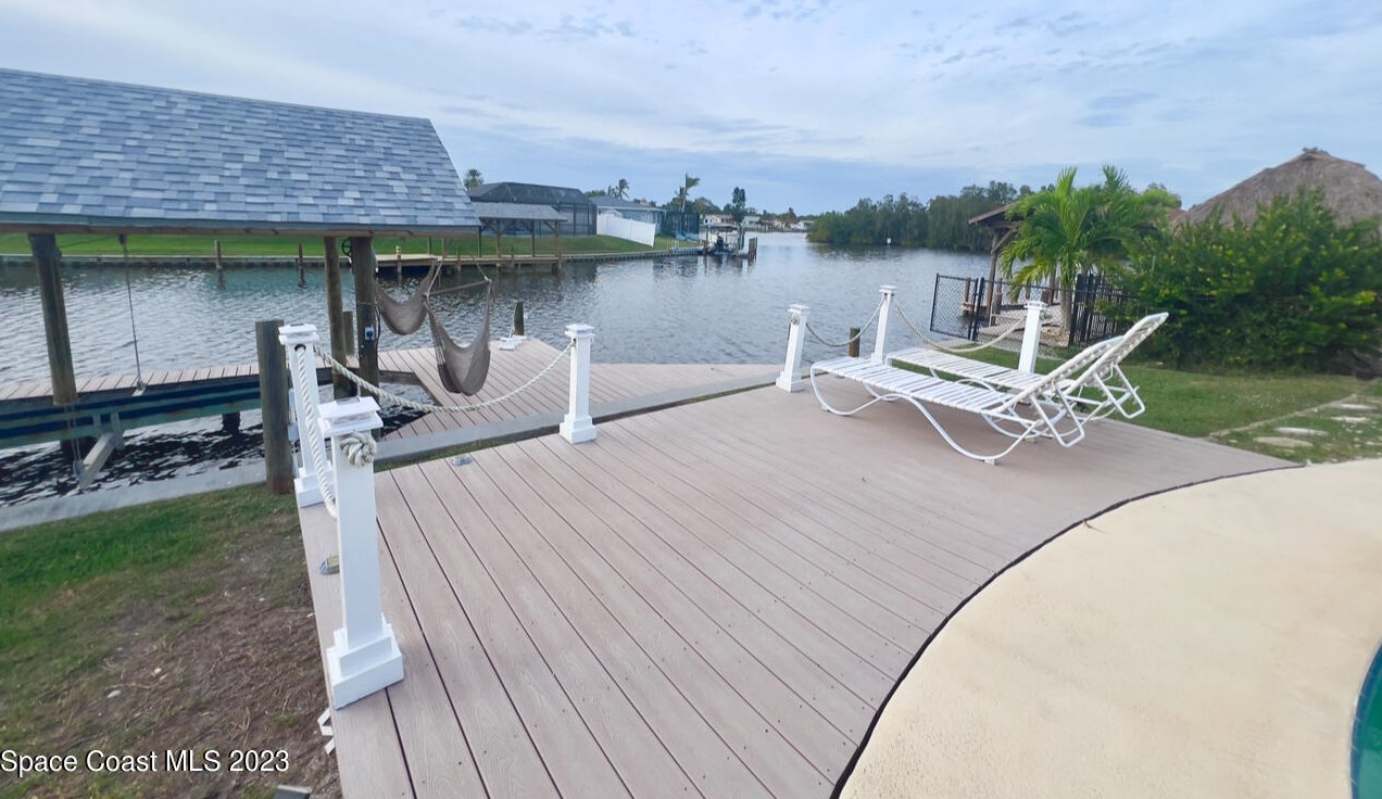 380 Diana Blvd, Merritt Island FL  32953-3041 exterior