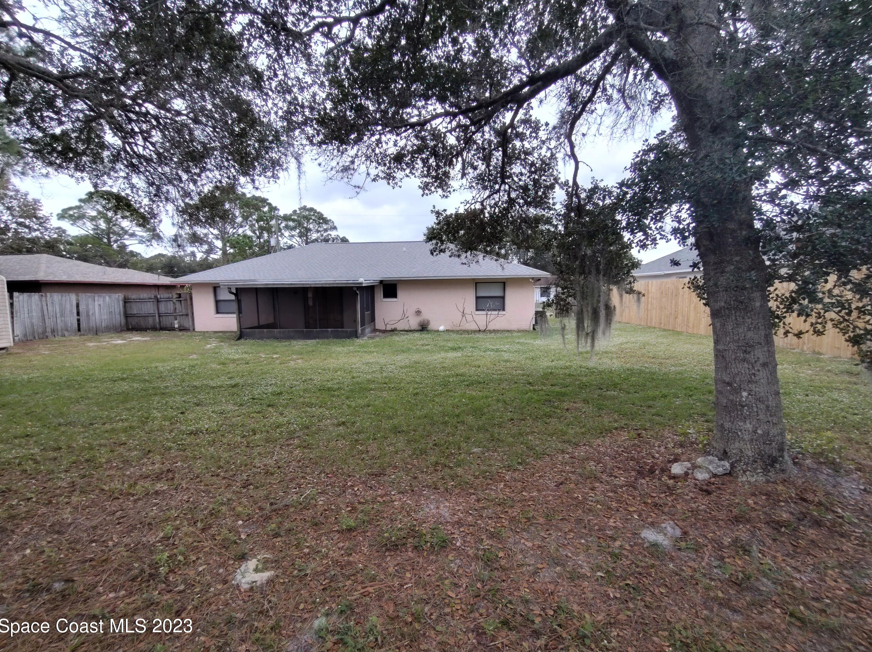 4250 Mac Tavish St, Cocoa, FL 32927