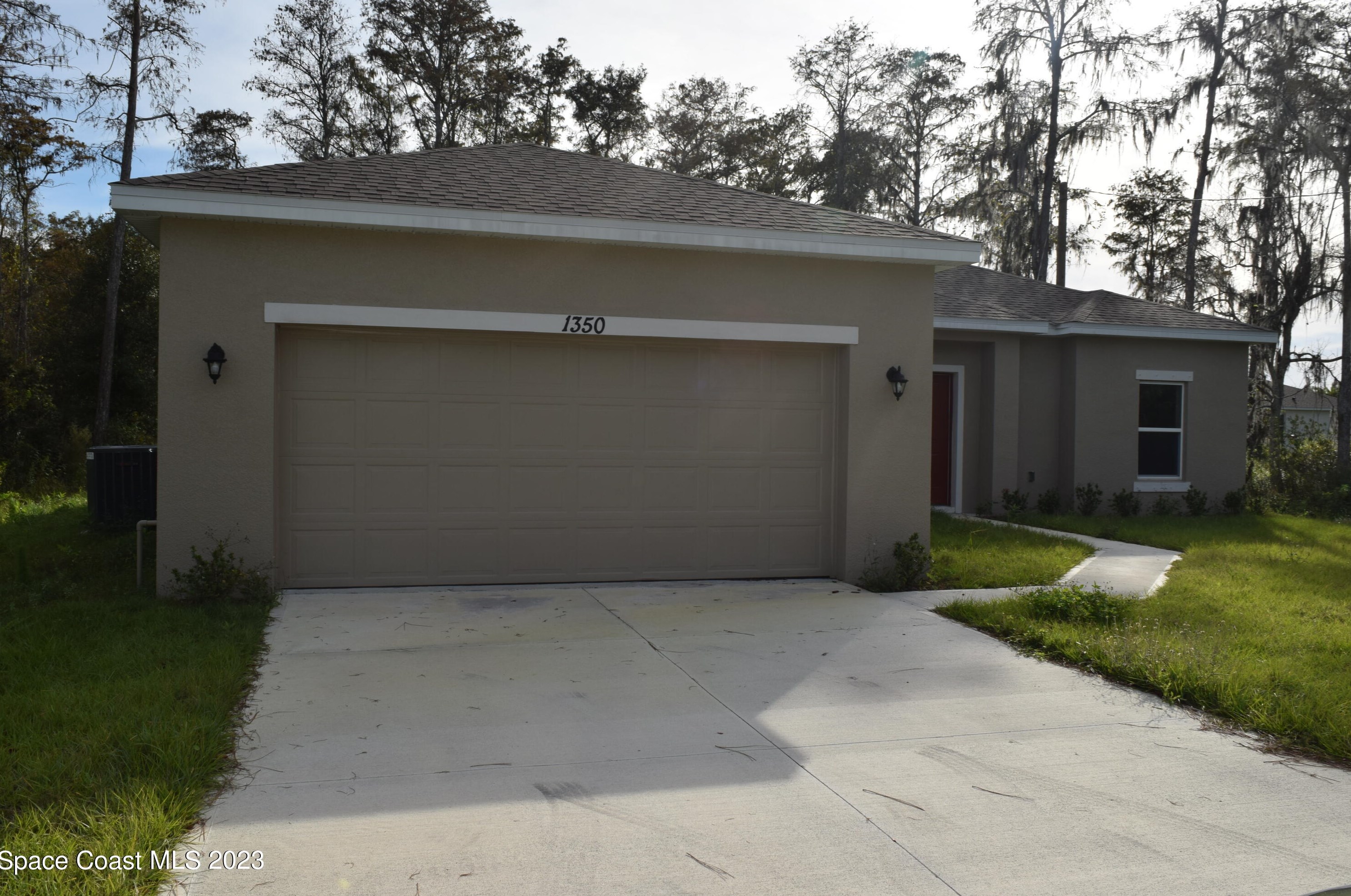 1350 Sagbloom St Se, Melbourne, FL 32909