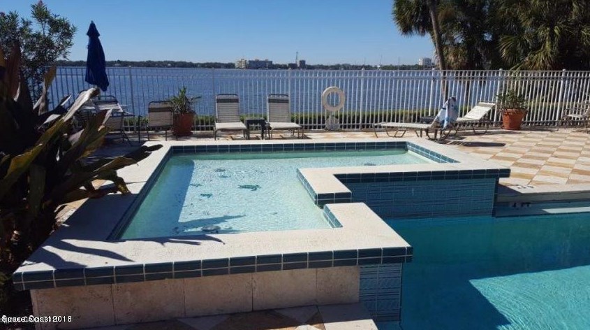 225 S Tropical Trl #407, Merritt Island, FL 32952