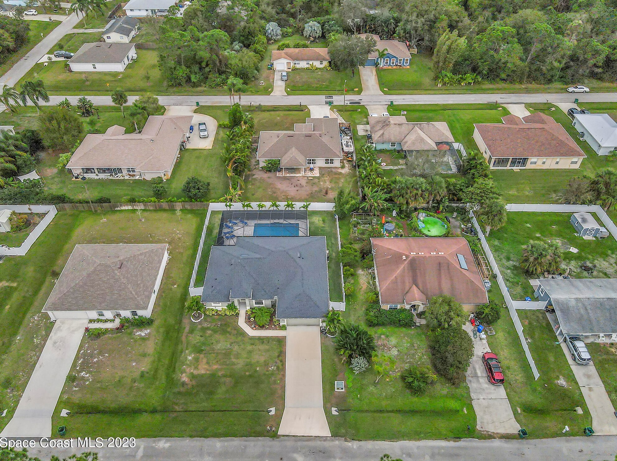 750 Tuxedo Ter, Sebastian, FL 32958-5408