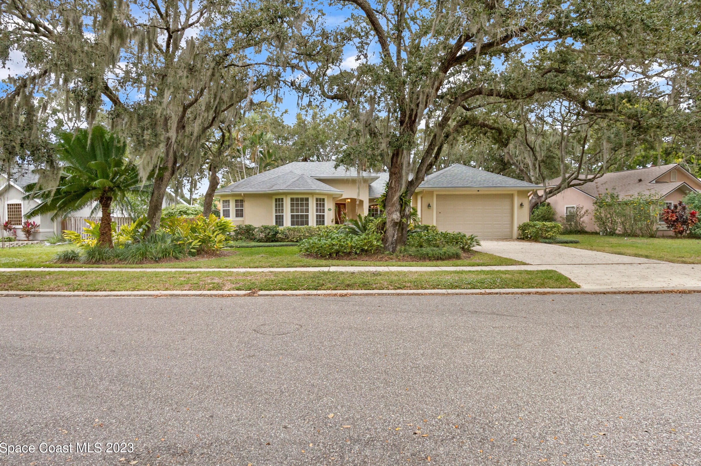 4280 Wood Haven Dr, Melbourne, FL 32935