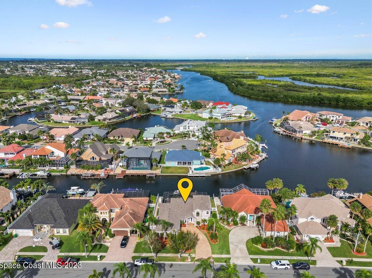 2006 Sykes Creek Dr, Merritt Island, FL 32953