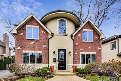 1121 Linden Ave Deerfield Il 60015 Mls 10578944 Coldwell Banker
