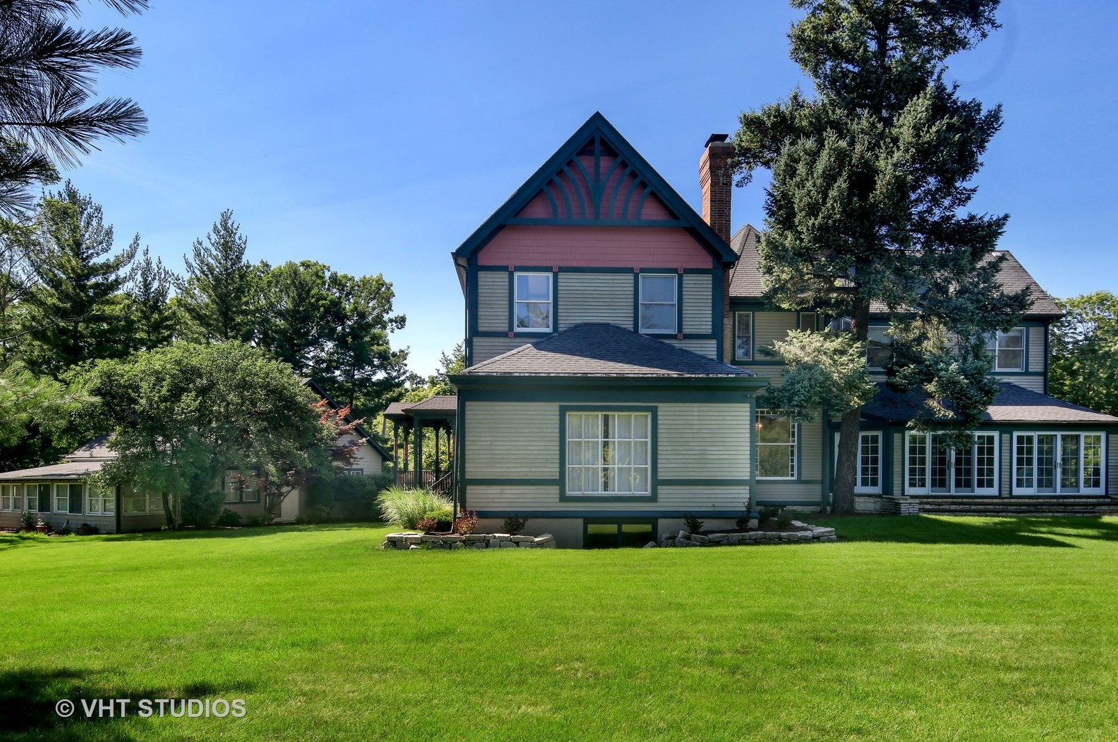 5324 Turvey Ct, Downers Grove IL  exterior