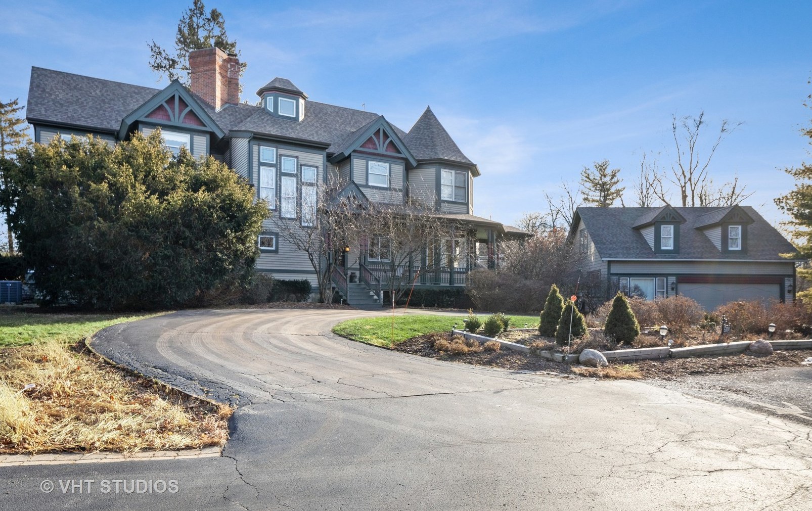 5324 Turvey Ct, Downers Grove IL  exterior