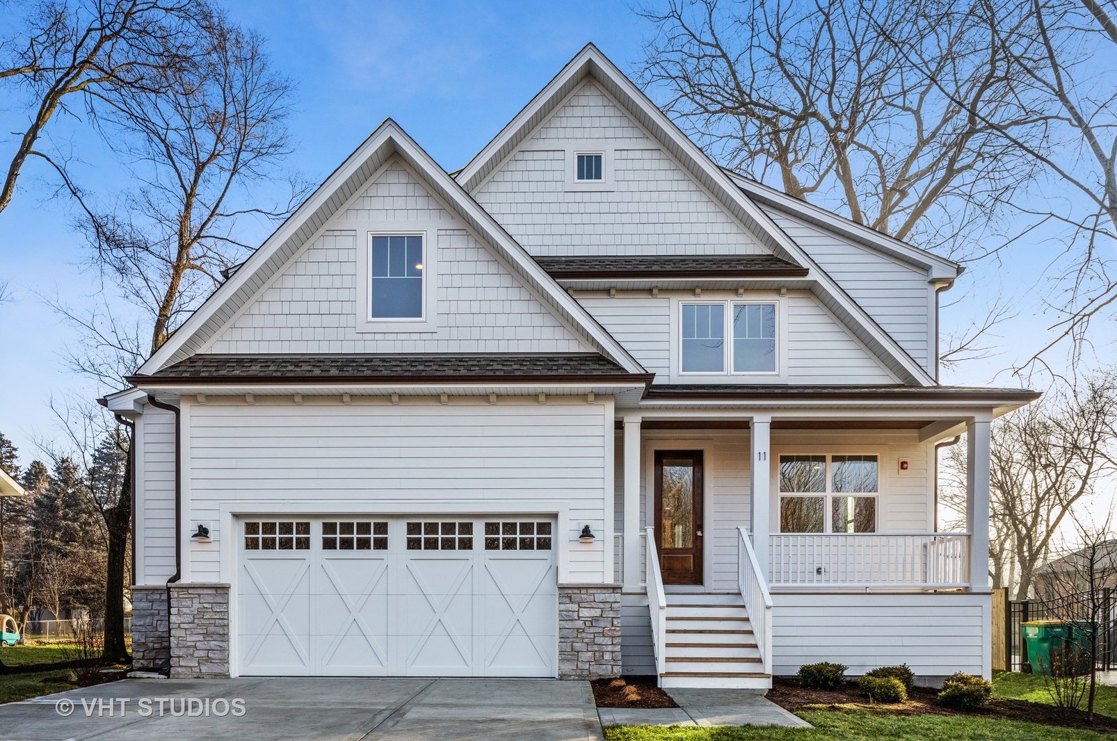 11 Cumnor Rd, Westmont, IL 60559-1622