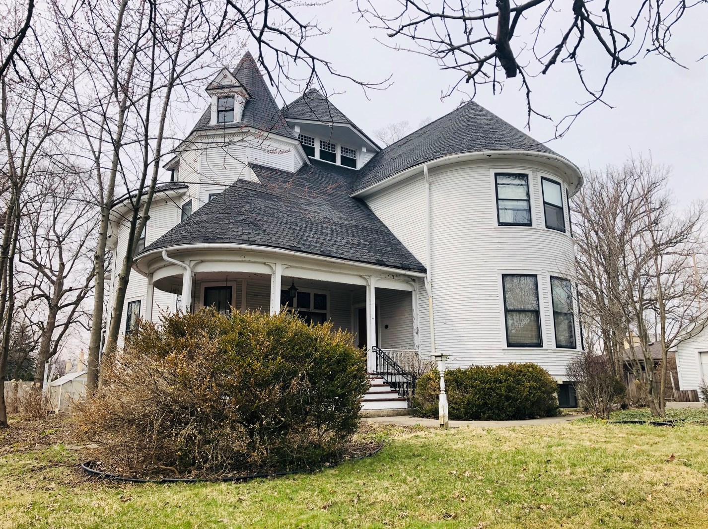 114 Stough St, Oak Brook, IL 60521-3061