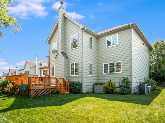 1109 Championship Dr, Hoffman Estates, IL 60124-3105
