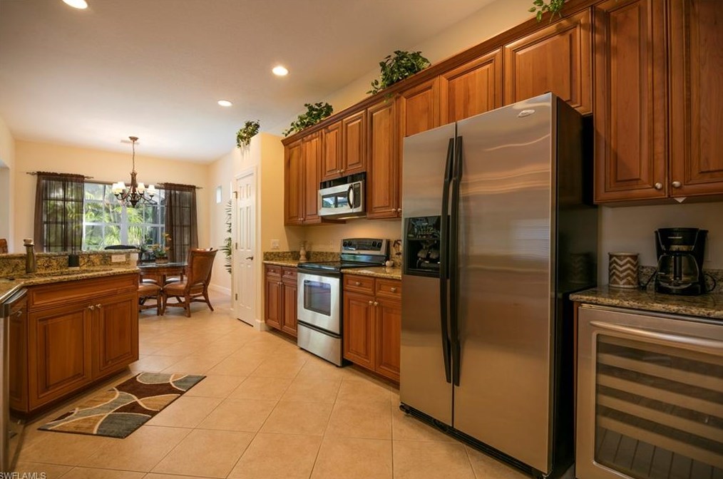 15838 Delaplata Ln, Naples, FL 34110