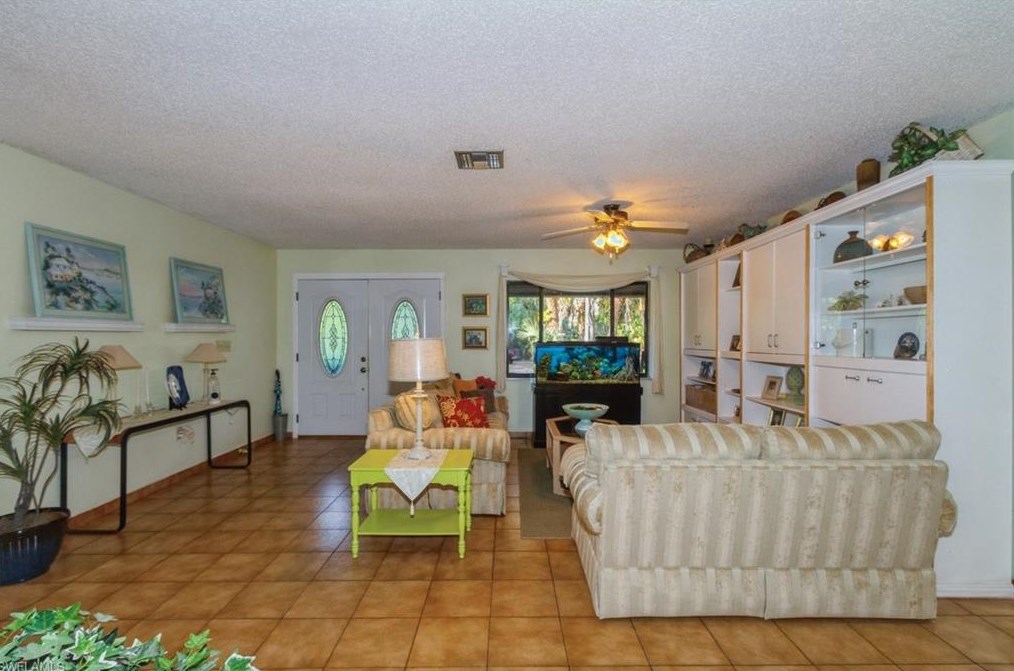 170 16th Ave Nw, Naples, FL 34120