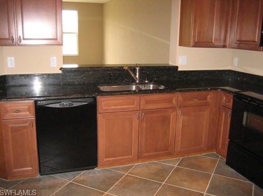 9720 Roundstone Cir, Fort Myers, FL 33967-5157