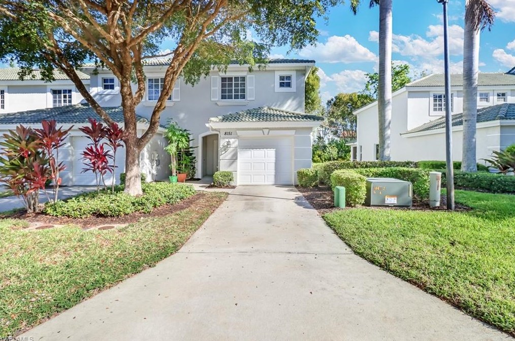 8151 Pacific Beach Dr, Fort Myers, FL 33966-7955