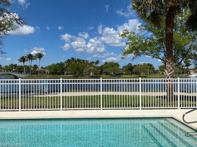 5343 Hawkesbury Way, Naples FL  34119-9583 exterior