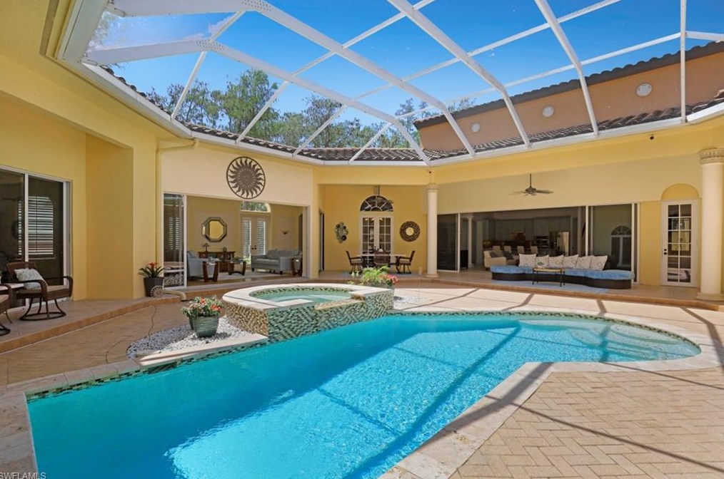 4256 Silver Fox Dr, Naples, FL 34119