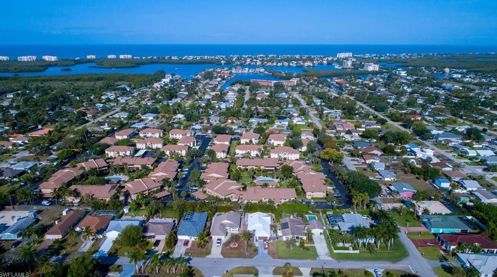 76 4th St #3-101, Bonita Springs, FL 34134