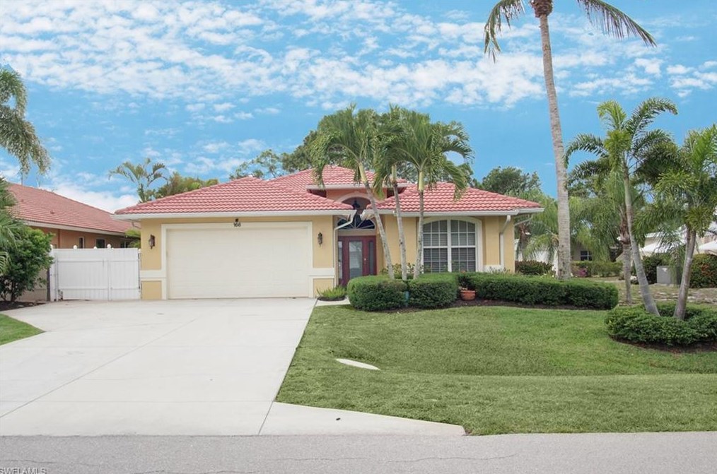 166 3rd St, Bonita Springs, FL 34134