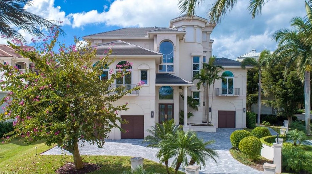 104 Guadeloupe Ln, Bonita Springs, FL 34134