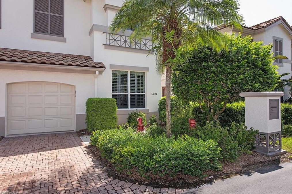 269 Colonade Cir, Naples, FL 34103