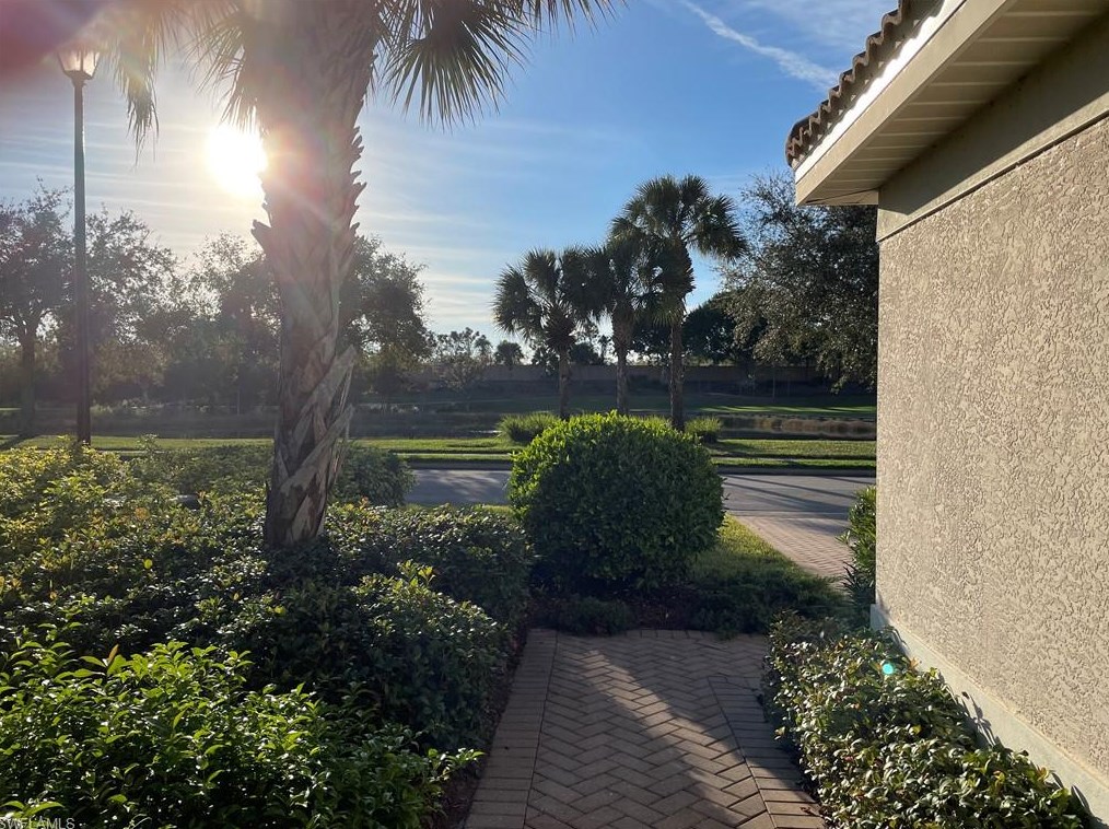 10059 Oakhurst Way, Fort Myers, FL 33913-7091